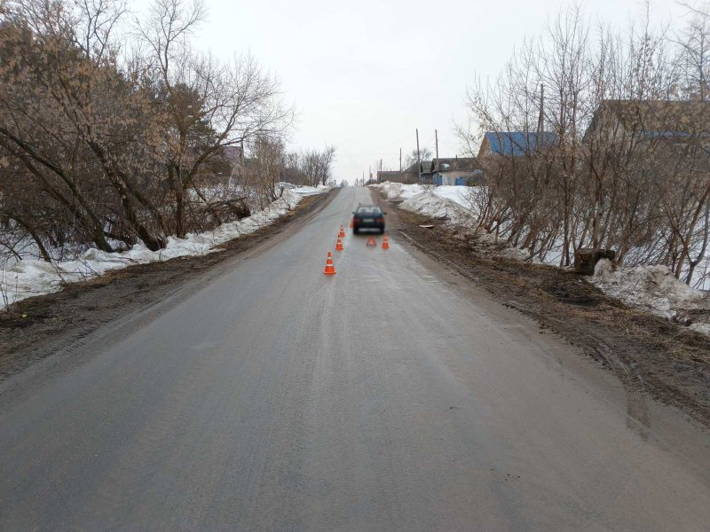 В Завьяловском районе легковой автомобиль совершил наезд на 20-летнего пешехода